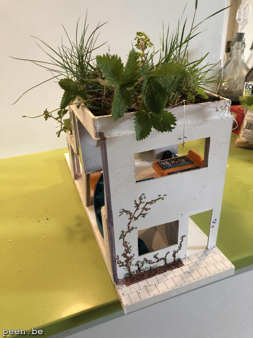 Realistic City Doll House